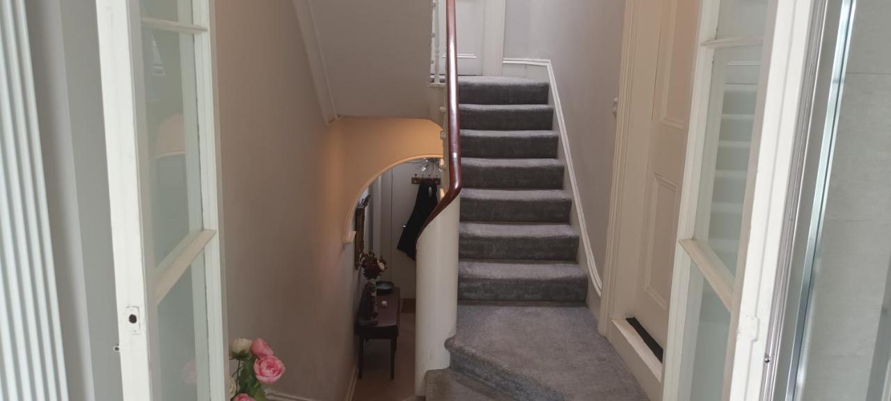 Eglinton Road - Super King - Ensuite Bray Exterior foto
